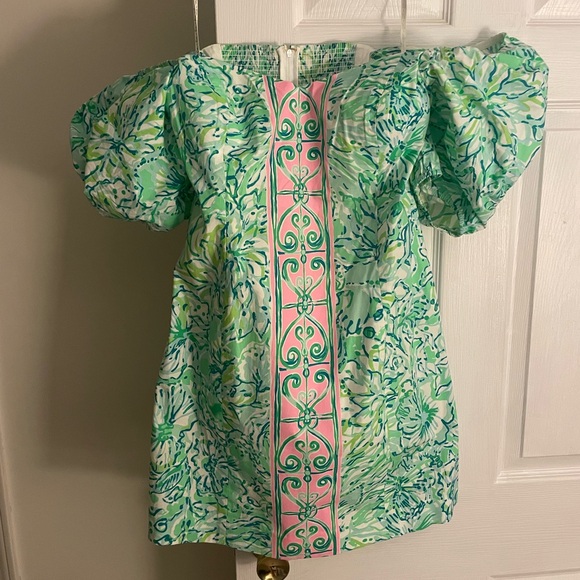 Lilly Pulitzer | Peplum Off the Shoulder Shift - Picture 1 of 4